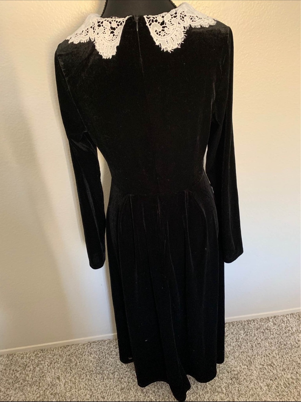 Black Velvet Dress with White Lace Collar - Picture 6 of 6